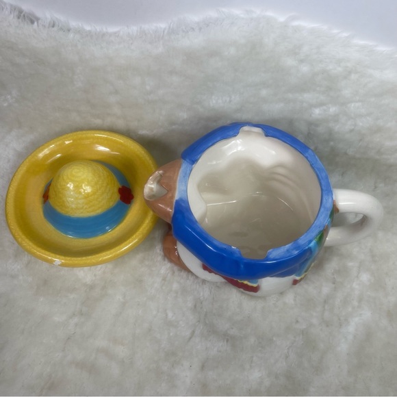 Sleeping Man Wearing Sombrero Teapot / Planter / Watering Jug - Picture 5 of 11